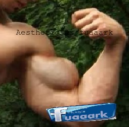 U Mirin my perfect bicep!! I'm a professional home trainer.<br />
<br />
 Michael 