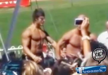Zyzz walks past in front of me:D